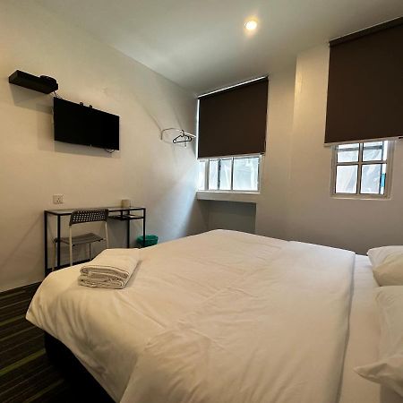 Olive Bedz Hotel Тамбун Екстериор снимка