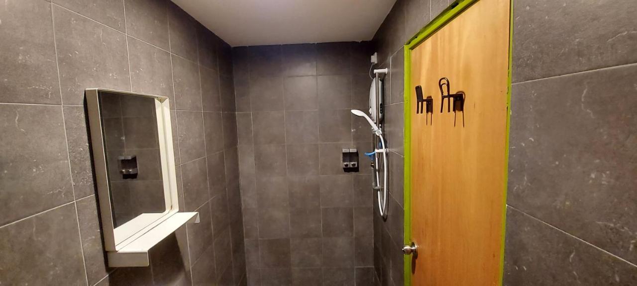 Olive Bedz Hotel Тамбун Екстериор снимка