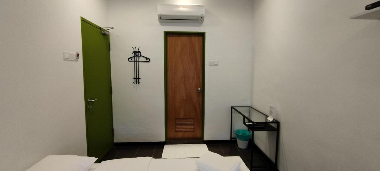 Olive Bedz Hotel Тамбун Екстериор снимка
