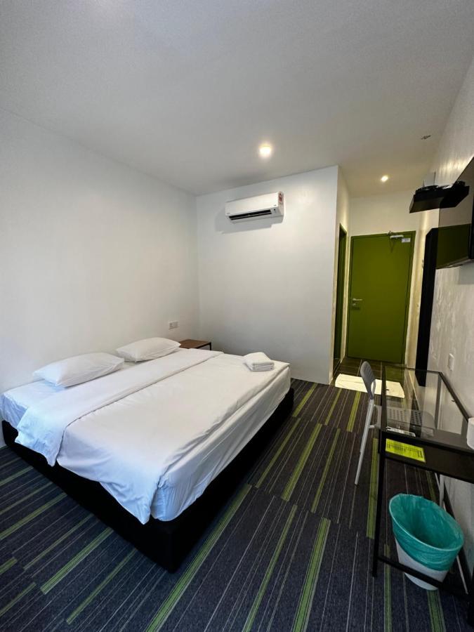 Olive Bedz Hotel Тамбун Екстериор снимка