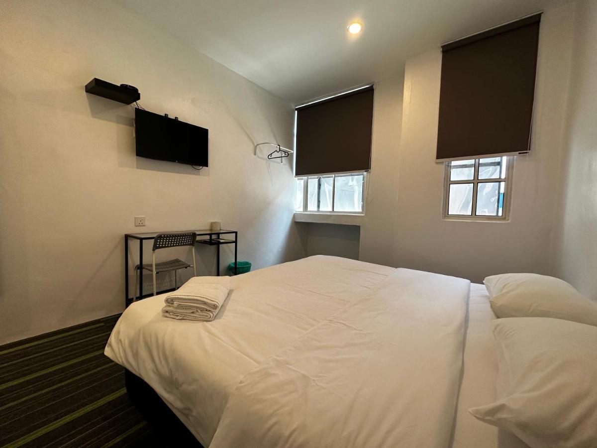 Olive Bedz Hotel Тамбун Екстериор снимка