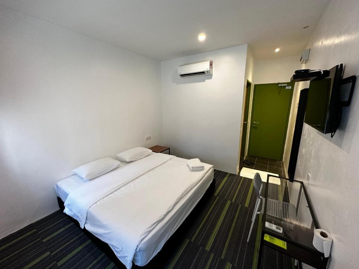 Olive Bedz Hotel Тамбун Екстериор снимка